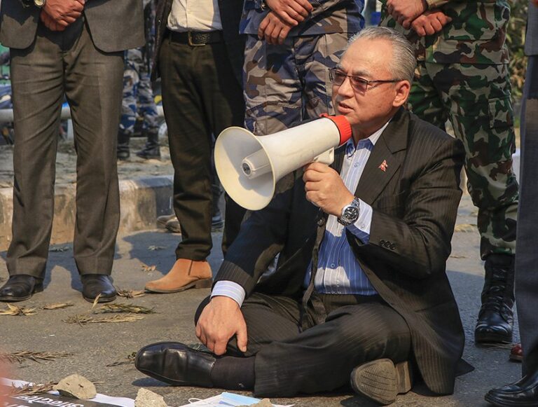 605c70e301fa8_badal12